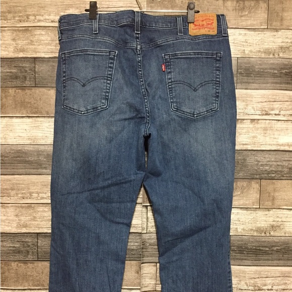 Levi’s 541 Athletic Fit Jeans Men’s 38x32 Med Wash Blue Denim Stretch - Picture 7 of 8